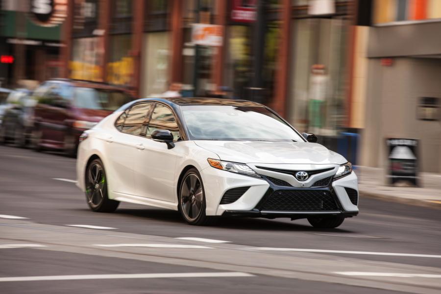  Toyota Camry XSE 2017 года  (NA) (фото 39 из 55)